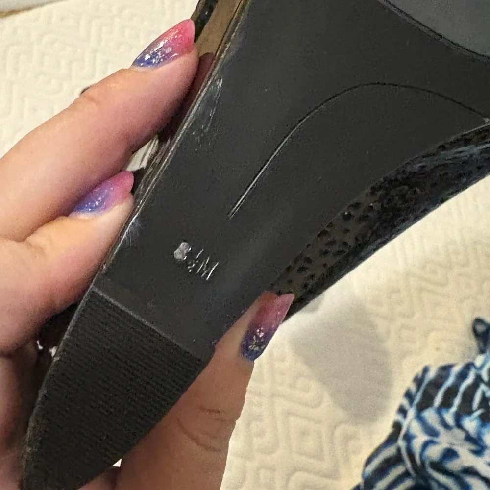 Nine West small scuffs
